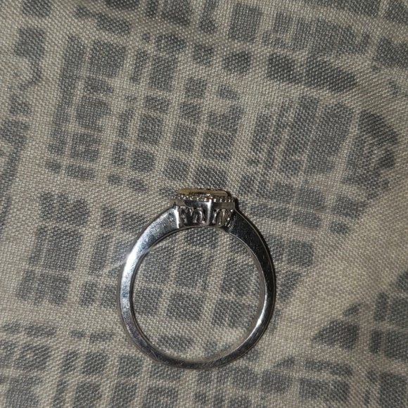 Promise ring - Picture 3 of 5